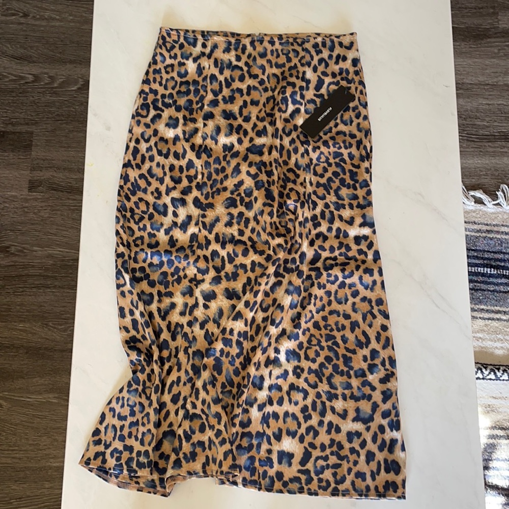 🌿Lulus Leopard Print Skirt
